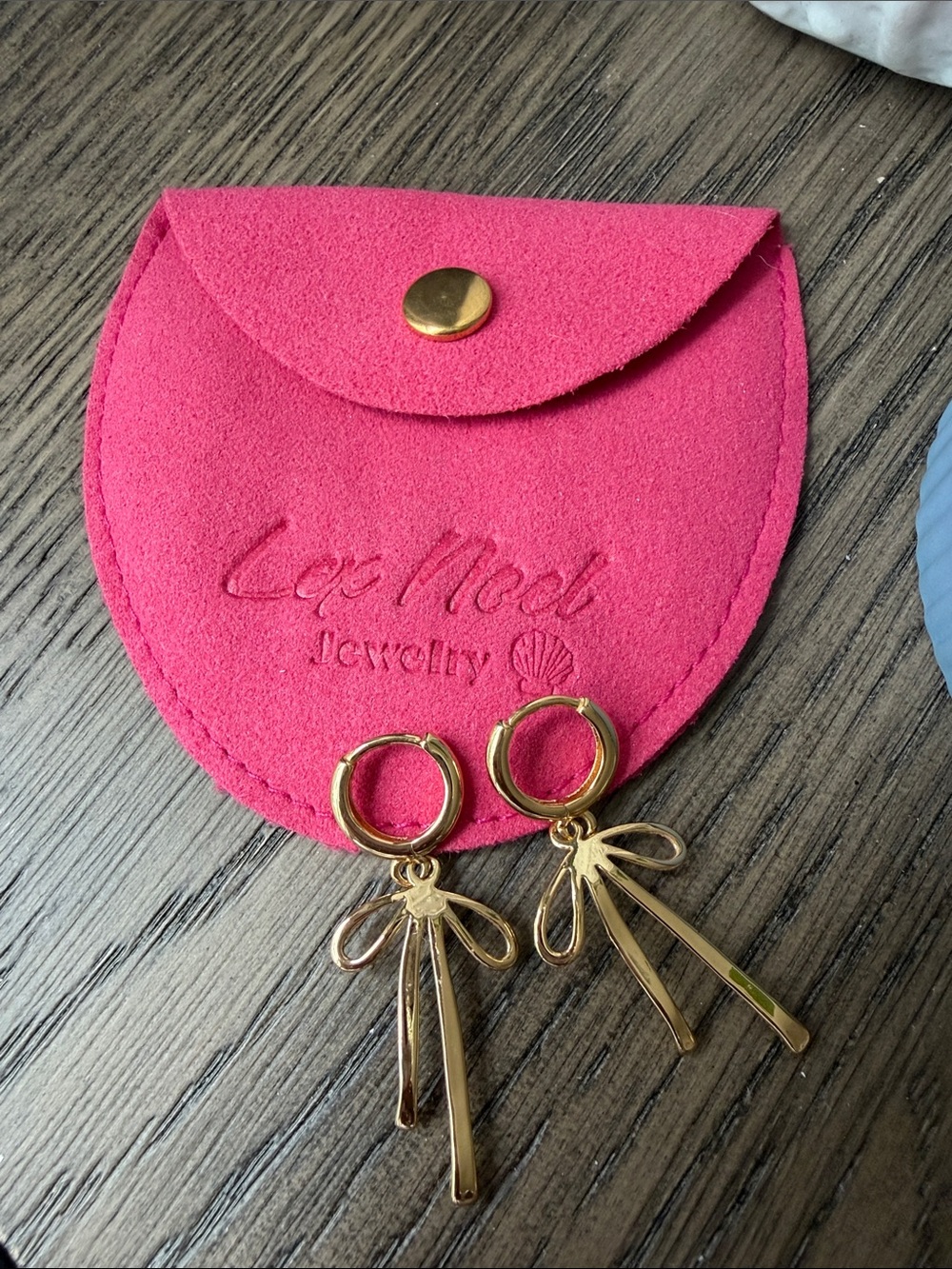 Elegant Gold Bow Dangle Earrings